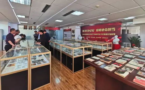 小人書打開紅色記憶 西安市供銷聯(lián)社創(chuàng)新開展黨史學(xué)習(xí)教育